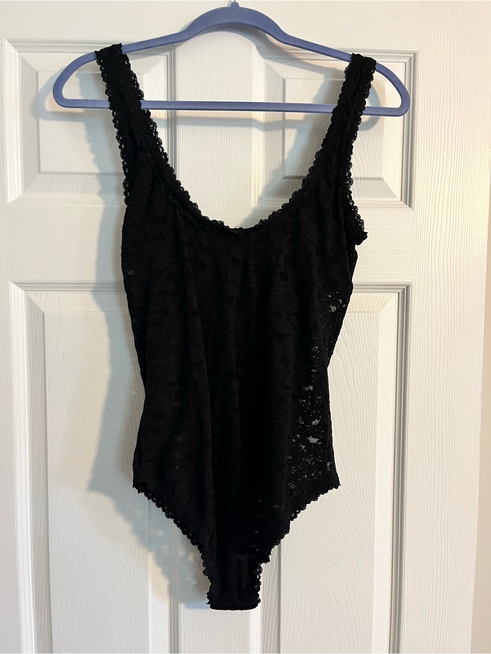 NWT Aerie Black Lace Scoop Neck Bodysuit Sz. M